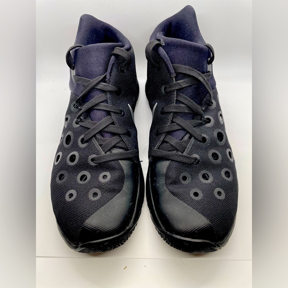 Men’s NIKE Hyperquickness Mens Shoes Black/Metallic Silver 749882 001 Size 8